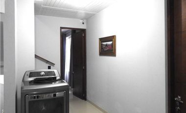 Maat vende Casa en Conjunto Cerrado-Villeta. $450Millones