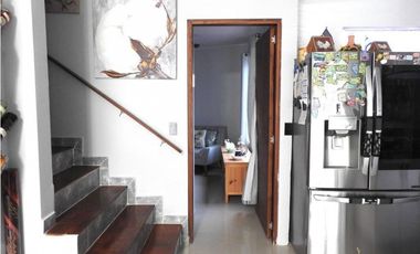 Maat vende Casa en Conjunto Cerrado-Villeta. $450Millones