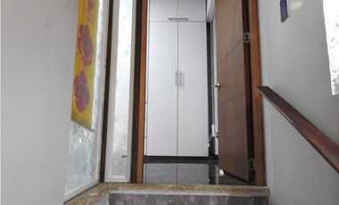 Maat vende Casa en Conjunto Cerrado-Villeta. $450Millones