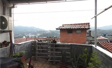 Maat vende Casa en Conjunto Cerrado-Villeta. $450Millones
