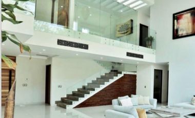 HERMOSA RESIDENCIA EN PARAISO COUNTRY CLUB