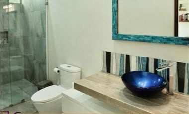 HERMOSA RESIDENCIA EN PARAISO COUNTRY CLUB