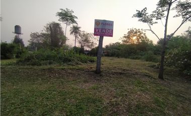 VENDO TERRENO BARRIO PELLEGRINI
