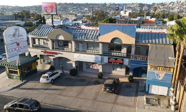 Plaza Comercial en Venta en col.  20 de Noviembre, Tijuana