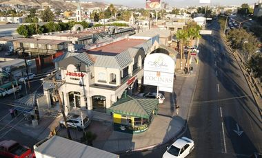 Plaza Comercial en Venta en col.  20 de Noviembre, Tijuana