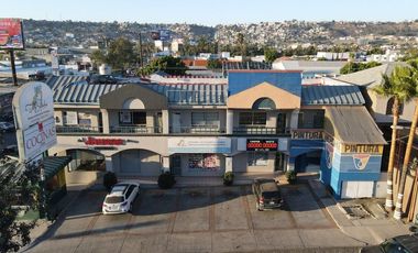 Plaza Comercial en Venta en col.  20 de Noviembre, Tijuana