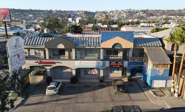 Plaza Comercial en Venta en col.  20 de Noviembre, Tijuana