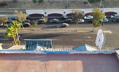 Plaza Comercial en Venta en col.  20 de Noviembre, Tijuana