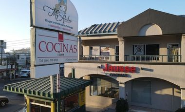 Plaza Comercial en Venta en col.  20 de Noviembre, Tijuana