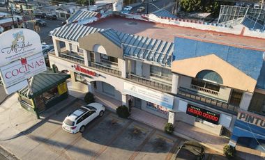 Plaza Comercial en Venta en col.  20 de Noviembre, Tijuana