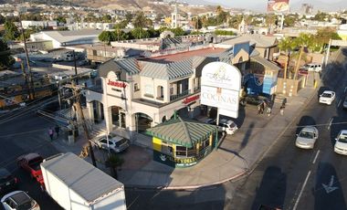 Plaza Comercial en Venta en col.  20 de Noviembre, Tijuana