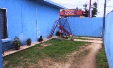 Venta de Vivienda unifamiliar con local comercial adjunto