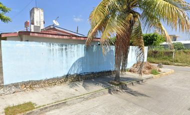 Venta de Vivienda unifamiliar con local comercial adjunto