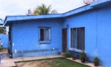 Venta de Vivienda unifamiliar con local comercial adjunto