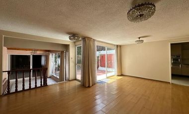 Casa en venta en San Jerónimo Lídice  calle Santiago
