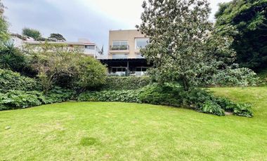 VENTA CASA  EN LOMAS DE REFORMA A MUY BUEN PRECIO