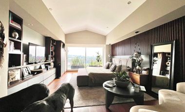 VENTA CASA  EN LOMAS DE REFORMA A MUY BUEN PRECIO