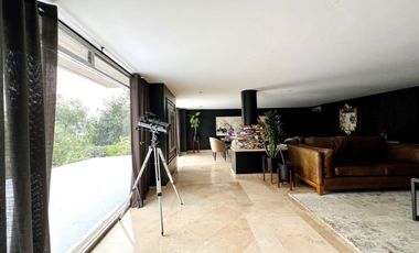 VENTA CASA  EN LOMAS DE REFORMA A MUY BUEN PRECIO