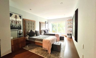VENTA CASA  EN LOMAS DE REFORMA A MUY BUEN PRECIO
