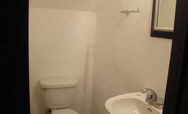 SE RENTA CASA EN PRIVADA EN CIUDAD DEL CARMEN