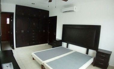 SE RENTA CASA EN PRIVADA EN CIUDAD DEL CARMEN