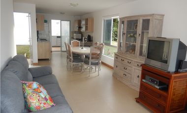ALQUILER CASA CON 3 HABITACIONES AMOBLADA EN SAN ANTONIO, RIONEGRO