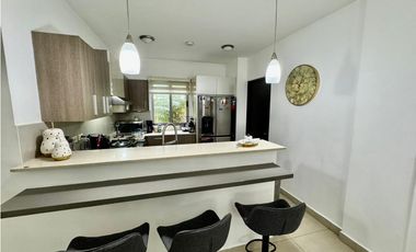VENDO Y ALQUILO HERMOSA CASA EN PANAMA PACIFICO WOODLANDS cv