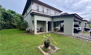 VENDO Y ALQUILO HERMOSA CASA EN PANAMA PACIFICO WOODLANDS cv
