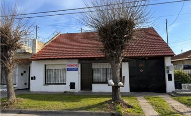 Casa + Departamento + Galpón