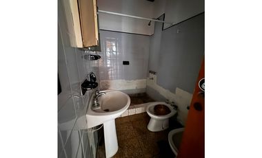 Casa + Departamento + Galpón