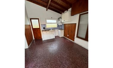 Casa + Departamento + Galpón