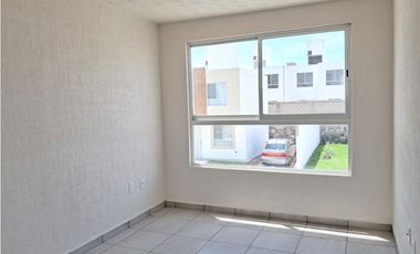 BONITA CASA EN VENTA EN CIUDAD MESETA QUERETARO GAA