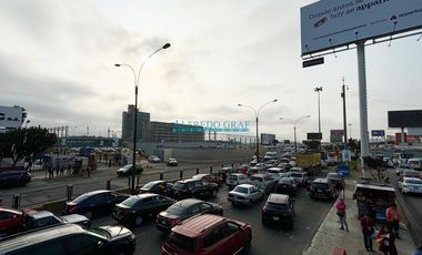 Locales Comerciales Venta AV. Elmer Faucett y Tomás Valle  - CALLAO