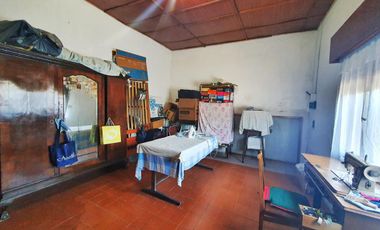 VENTA CASA 3 AMB 280 M2 PATIO VALENTIN ALSINA