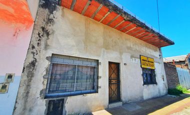 VENTA CASA 3 AMB 280 M2 PATIO VALENTIN ALSINA