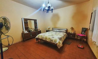 VENTA CASA 3 AMB 280 M2 PATIO VALENTIN ALSINA