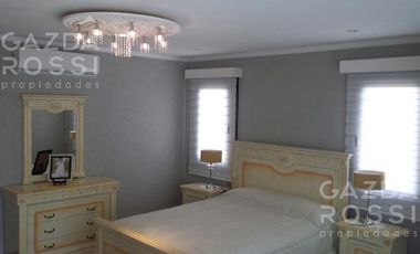 Espectacular casa en Saint Thomas Este en doble lote