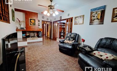 Oportunidad!  Muy lindo Chalet - 3 dormitorios - Temperley