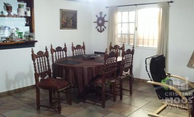 Casa  en venta 5 ambientes- Escobar