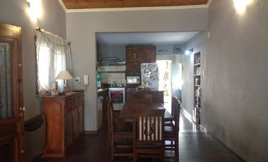 EXCELENTE CHALET EN BURZACO TOTALMENTE RECICLADO