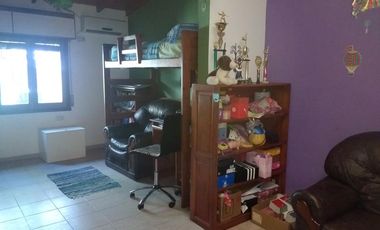 EXCELENTE CHALET EN BURZACO TOTALMENTE RECICLADO