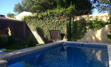 EXCELENTE CHALET EN BURZACO TOTALMENTE RECICLADO