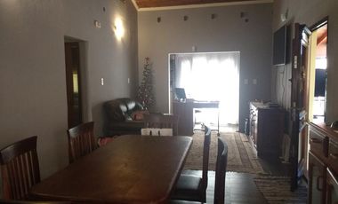 EXCELENTE CHALET EN BURZACO TOTALMENTE RECICLADO