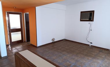 Venta oficina Rosario - 2 privados -  Permutas!
