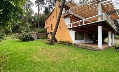 Casa en venta en Avandaro, Valle de Bravo