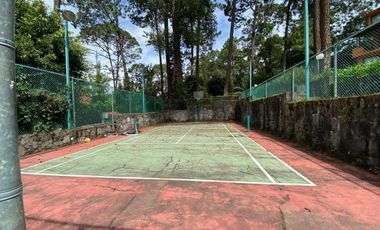 Casa en venta en Avandaro, Valle de Bravo