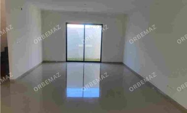 CASA EN VENTA CON ALBERCA NUEVA EN FRACC. SAN MARCOS  VILLAHERMOSA TABASCO