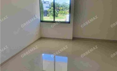 CASA EN VENTA CON ALBERCA NUEVA EN FRACC. SAN MARCOS  VILLAHERMOSA TABASCO