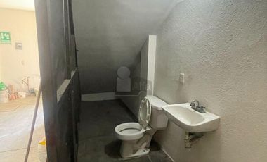 Bodega comercial en Renta en Av San Pedro, Irapuato, Gto.
