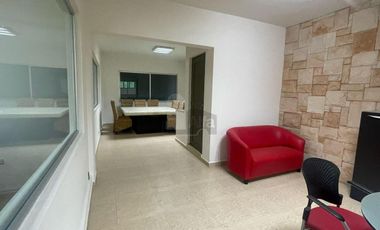 Bodega comercial en Renta en Av San Pedro, Irapuato, Gto.